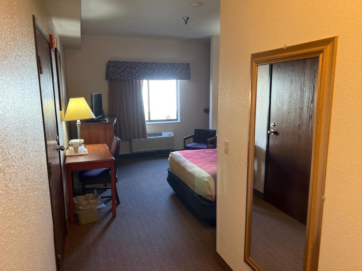 Express Inn & Suites Decatur Exteriör bild