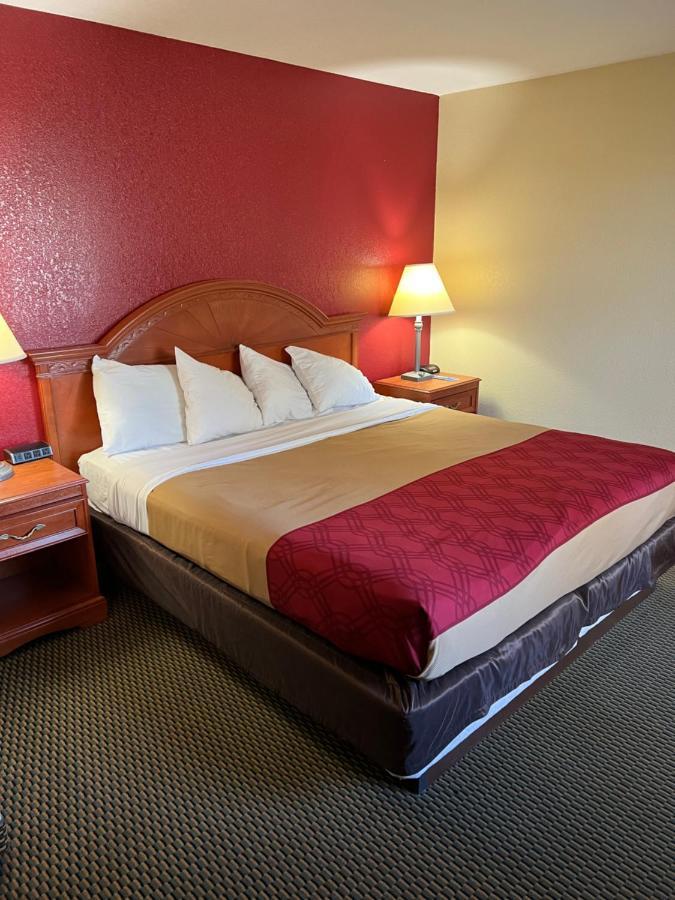 Express Inn & Suites Decatur Exteriör bild