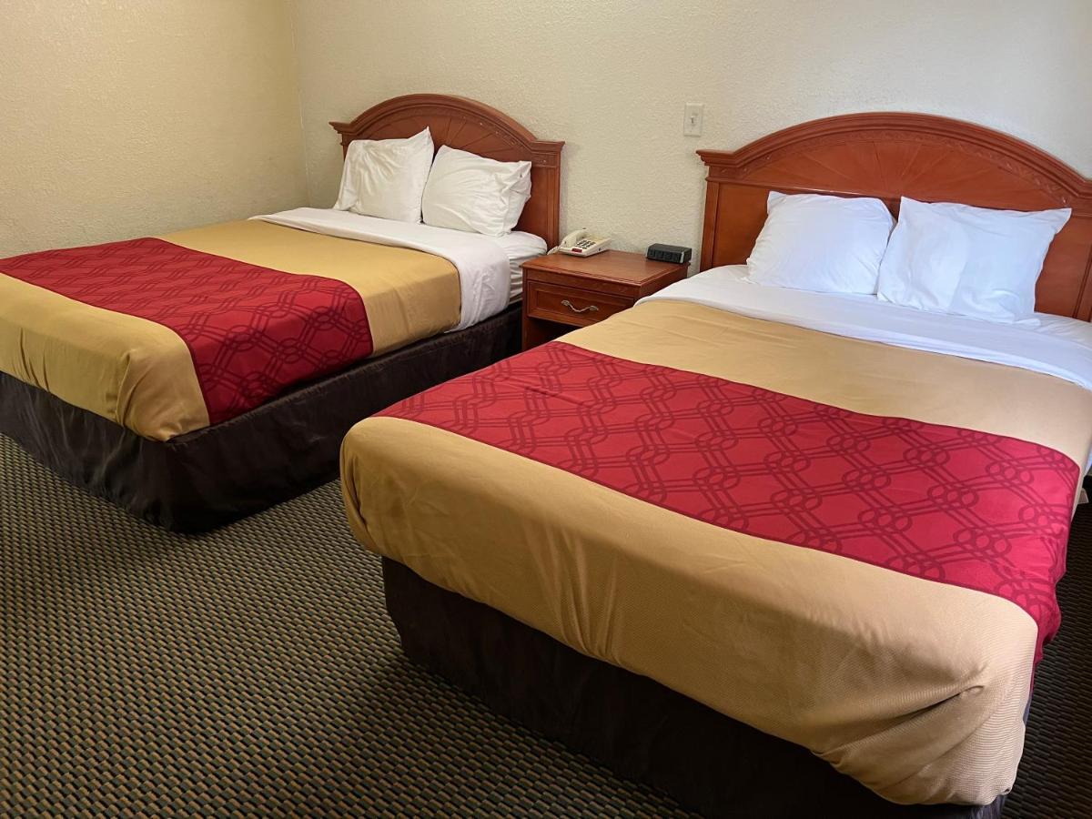 Express Inn & Suites Decatur Exteriör bild